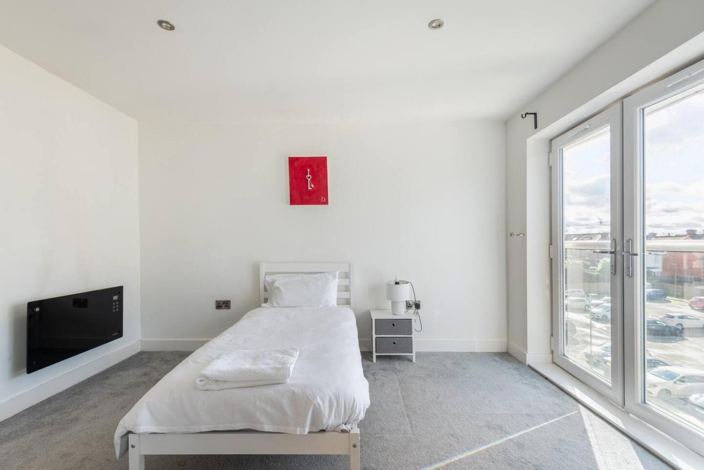 Ferienwohnung Luxurious 3-Bed Penthouse In Sheffield Handsworth Exterior foto